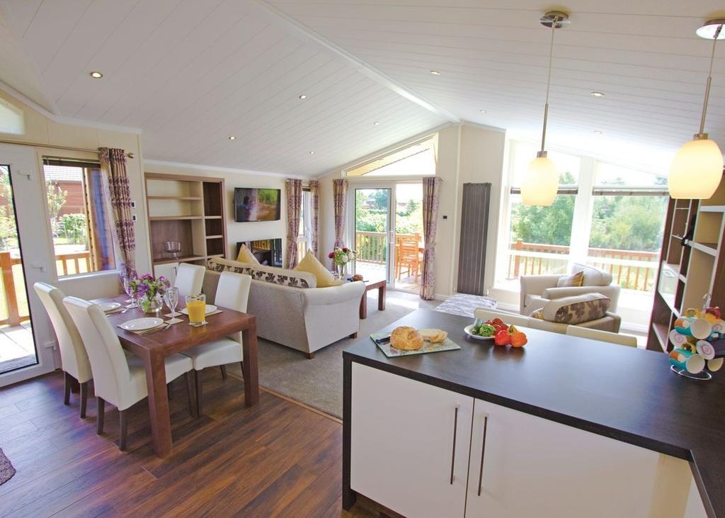 The Springs Lakeside Holiday Park Fladbury Quarto foto