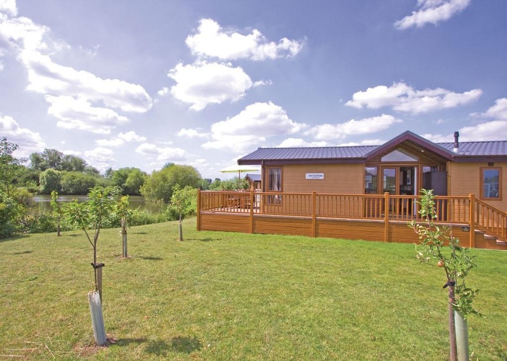 The Springs Lakeside Holiday Park Fladbury Quarto foto